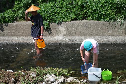 川遊び