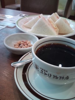 ユトリ珈琲店ＡＯＳＳＡ店　［福井］