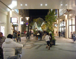 丸亀町商店街再開発事業