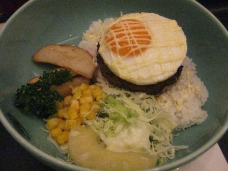 ロコモコ丼