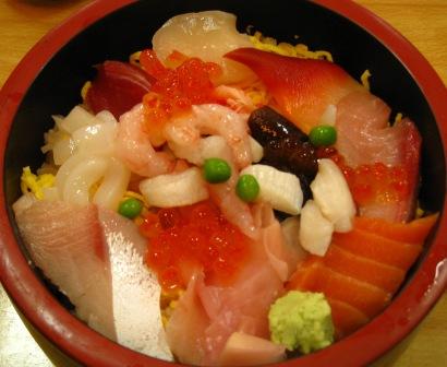 相方は一日３０食限定のチラシ丼を注文…