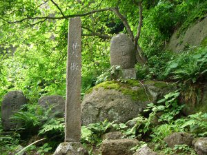 せみ塚