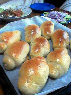 ロールパン焼き上がり