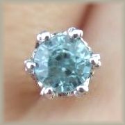 エクセレンテ　ブルージルコン　ピアス