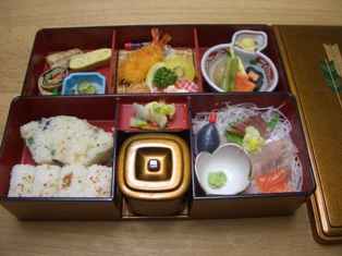 楽屋弁当.JPG