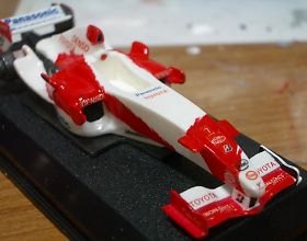 クリアーを吹く