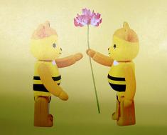 bee bearbrick twin2010.JPG