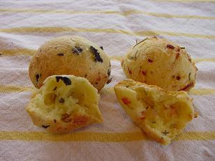 ポンデ（オリーブ・ベーコン）