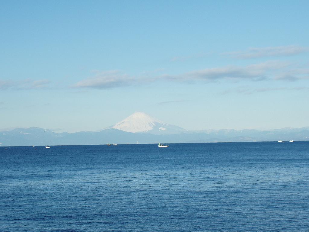 2008.1.11@三戸浜ダイビング　三戸浜からの富士山.JPG