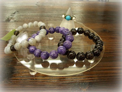 チャロアイト・スモーキー・縞瑪瑙