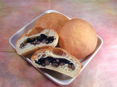 煮豆パン.jpg