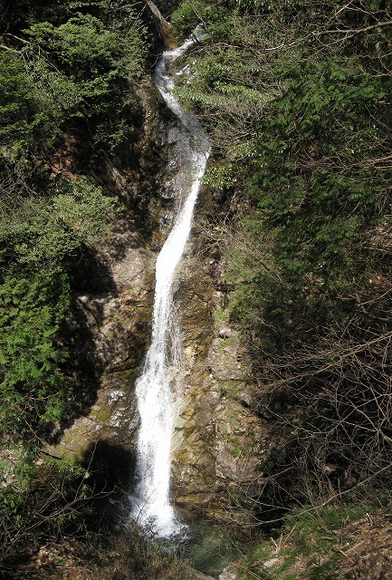 小秀山ねじれ滝