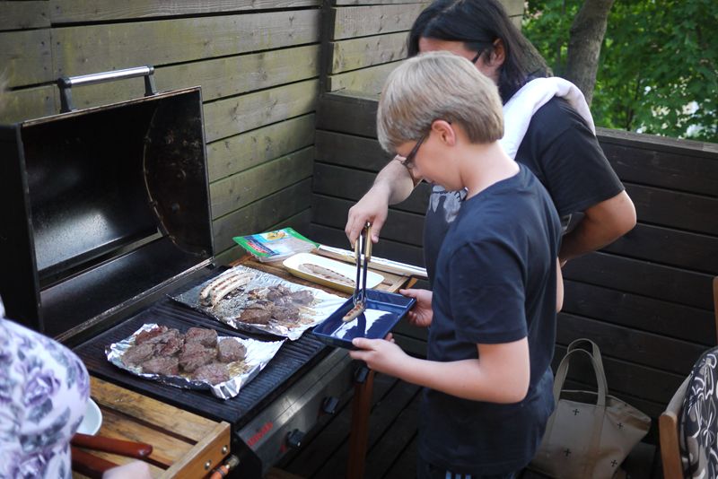 焼き場は男の仕事場らしいです。_R.JPG