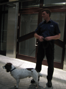 Police-dog-O2.gif