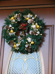 071224wreath.gif