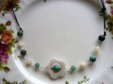 シェルのお花のネックレス
