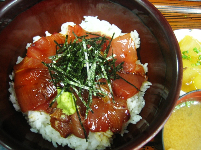 マグロ丼.JPG