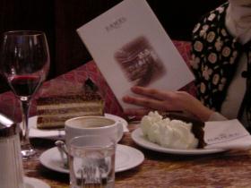 ウィーンのザッハトルテ（デメル）