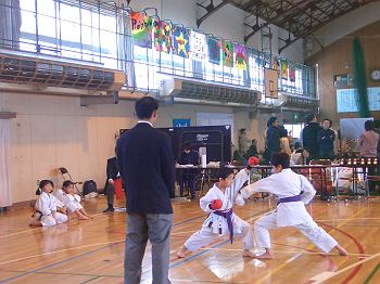 長男　初の団体戦　『約束組み手』　1回戦