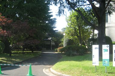 国立博物館・小道。