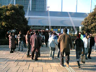 ぞくぞくと・・・