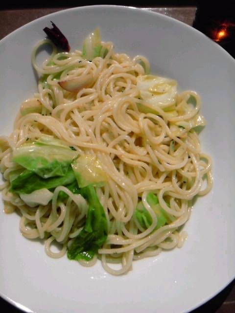 春キャベツとアンチョビのパスタ