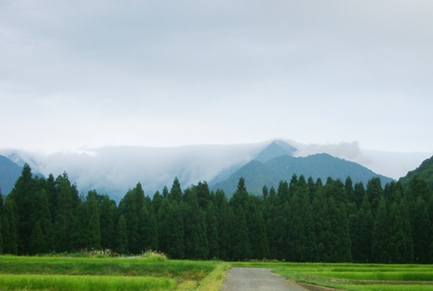 南風が運ぶ雲.JPG