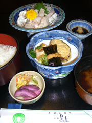 しもふり定食（岩村）