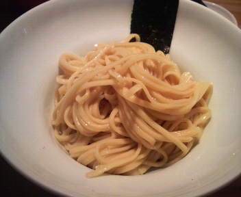 一風堂　湘南　博多つけ麺　麺　2009.5.10