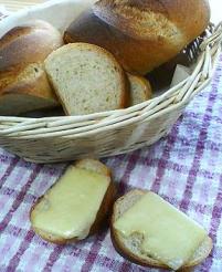 黒パン・カット