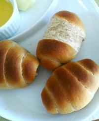 黒糖ライ麦ロール