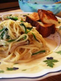 蟹とブルーチーズのクリームパスタ