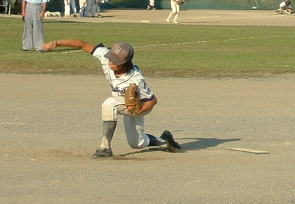 ピッチャー、みこっちゃん