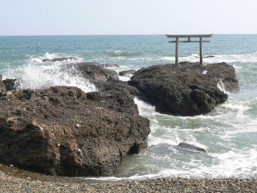 大洗磯前神社　神磯の鳥居
