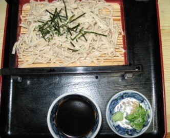 お蕎麦 べろんとはみ出ている部分、形状がお解り頂けますか?.jpg