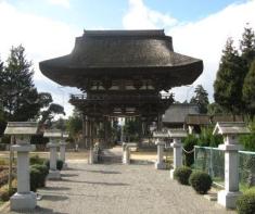 苗村神社・西宮の楼門.jpg