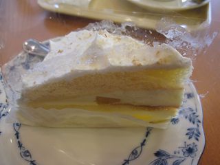 ドトール・なめらかチーズとりんごのトルテ