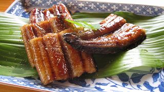 いろりや。四万十うなぎ蒲焼き