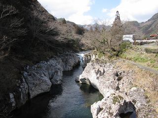 魔林峡