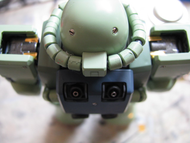 zaku010.JPG