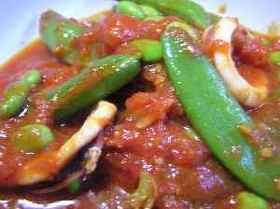 やっぱり美味しいイカと豆のピリ辛トマト煮