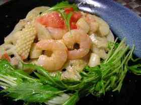 レンコンとシーフードのオリーブオイル炒め