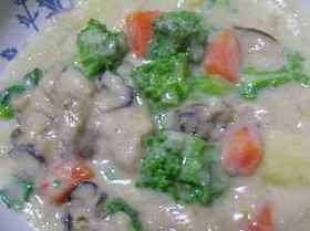 牡蠣と菜の花のグラムチャウダー