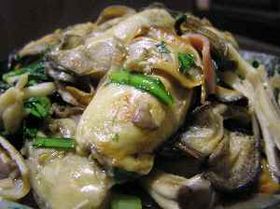 牡蠣と春菊のオイスターソース炒め