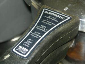 la pentola pressione , marca.jpg