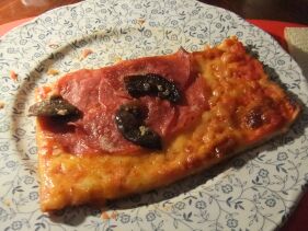 pizza salame.jpg
