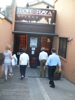 venerdi pizzeria.jpg