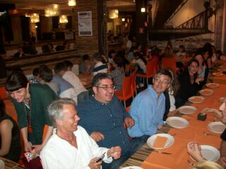 venerdi pizzeria dentro.jpg