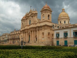 la piazza Noto 1.jpg