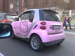 kitty macchina.jpg